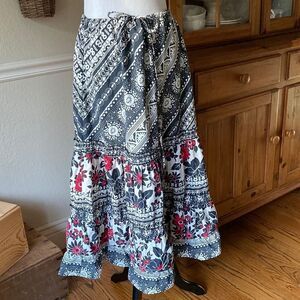 WD-NY Boho Floral Embellished Fully Lined Skirt Size Medium